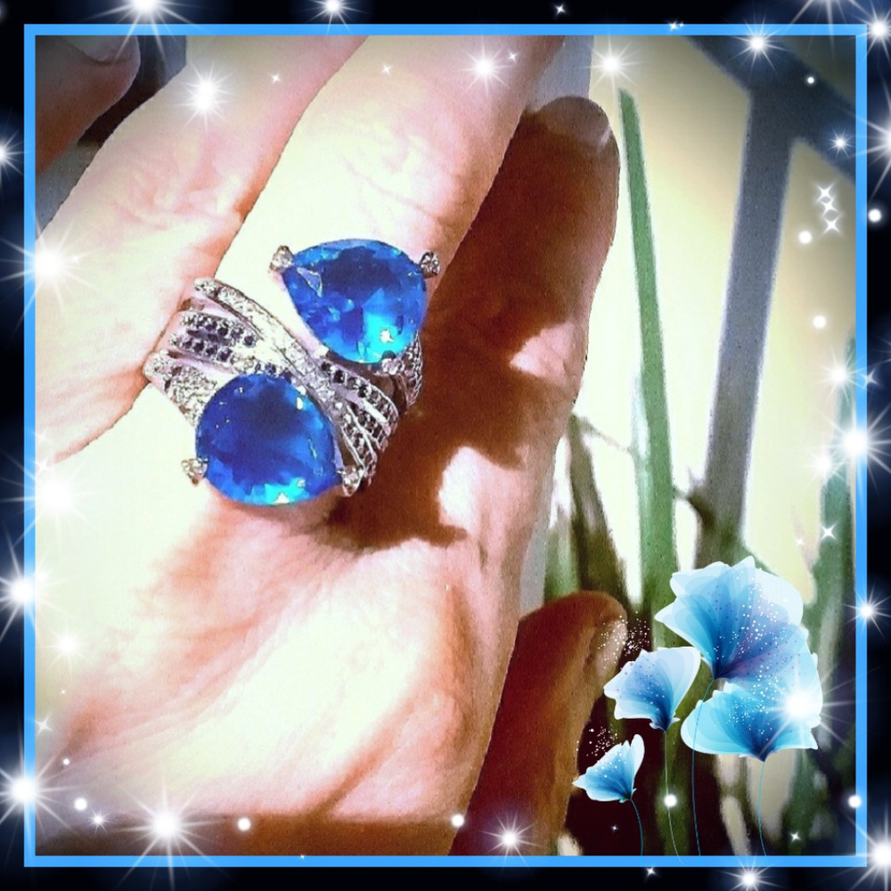 💙HP!💙 CTTW 'LOVELY LONDON BL TOPAZ RING💙6,7,8